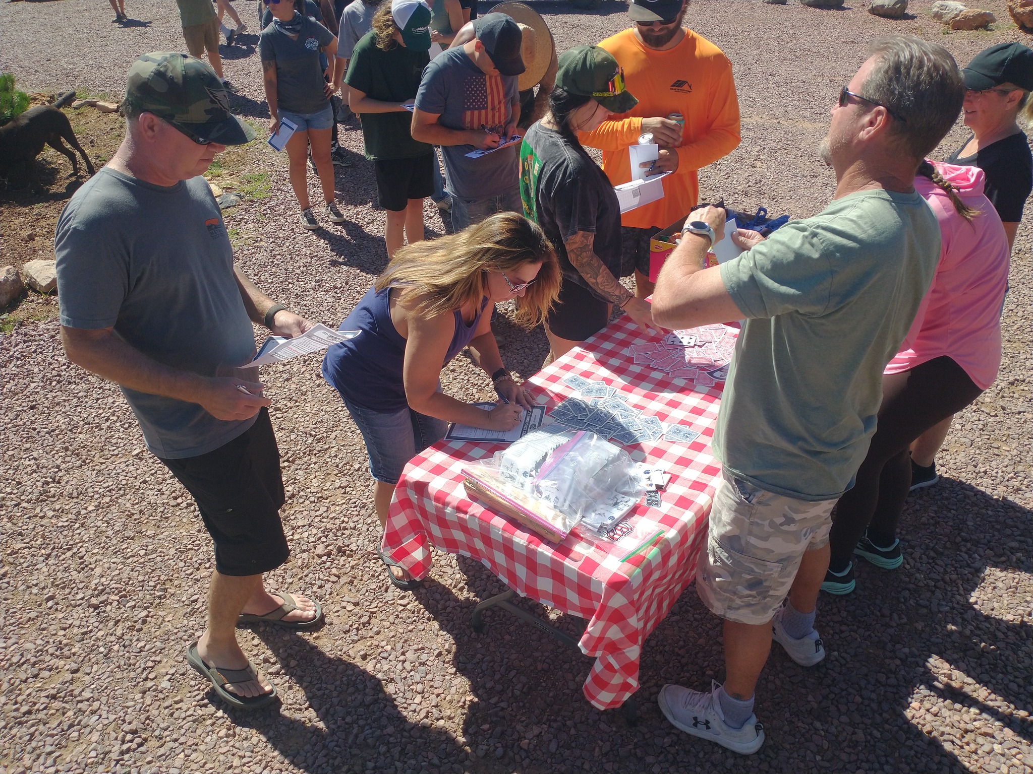 ARCA - meet and greet table