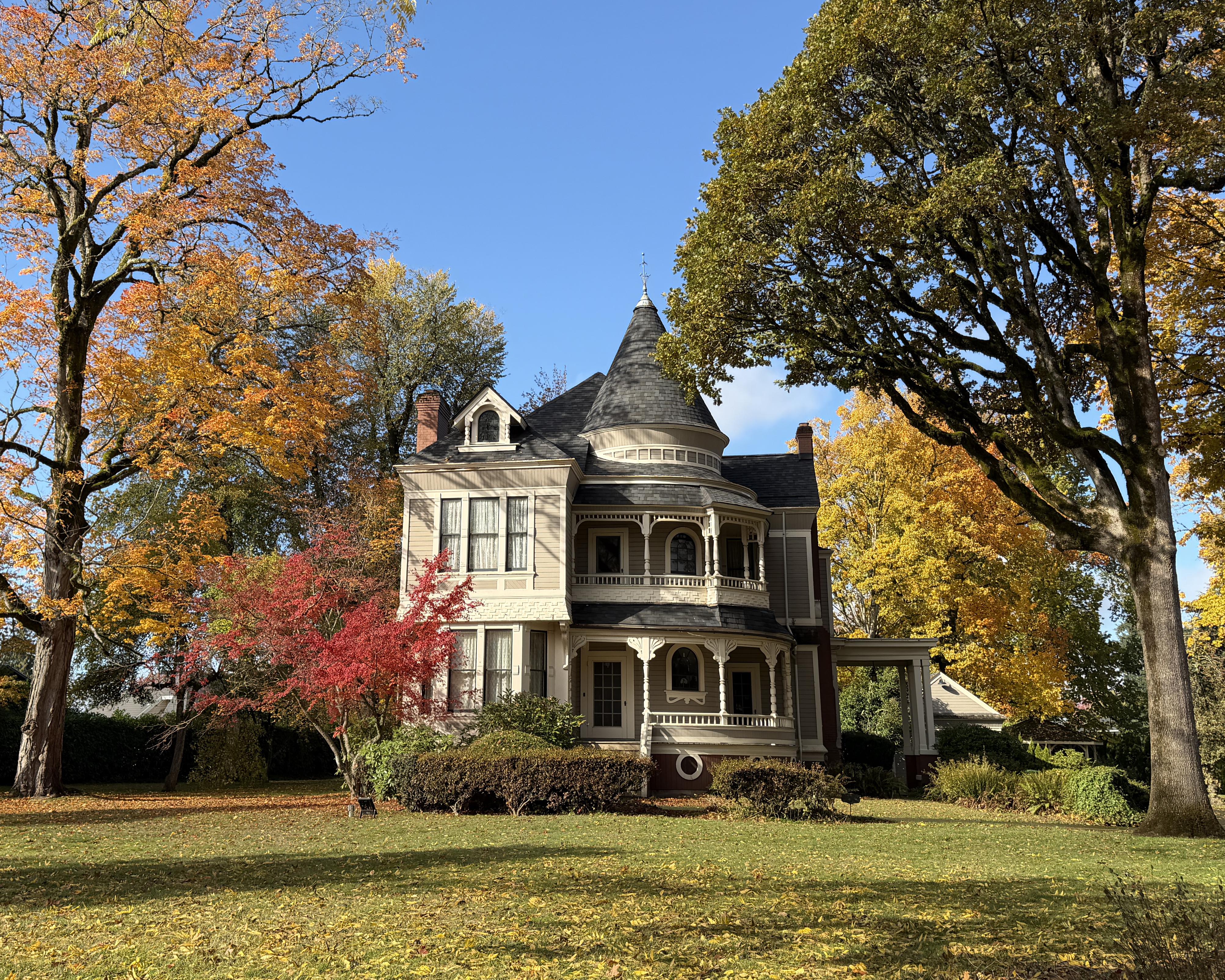 HER Roofing - Settlemier House