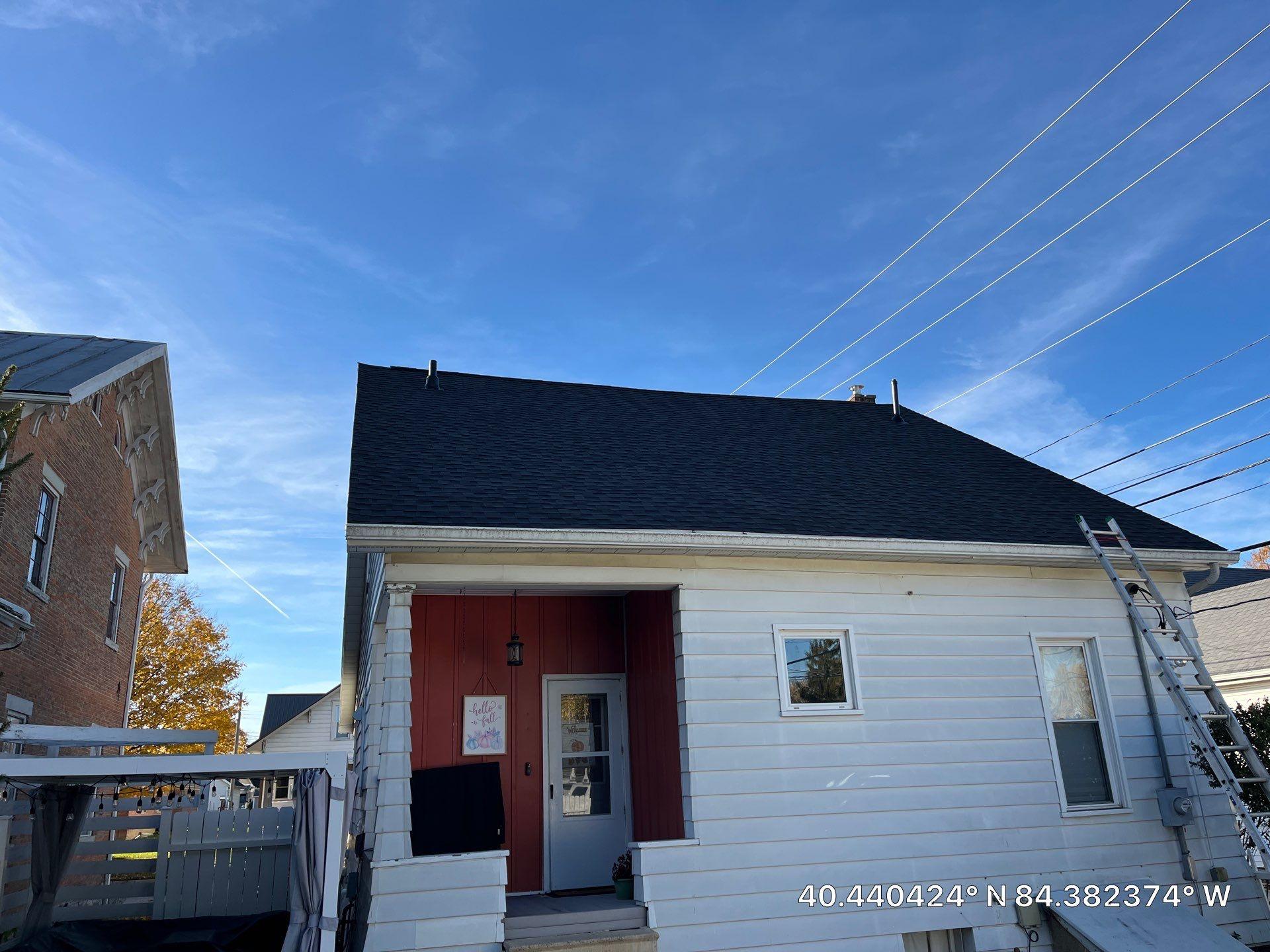 Residential Roofing Installation using GAF Timberline HDZ Charcoal