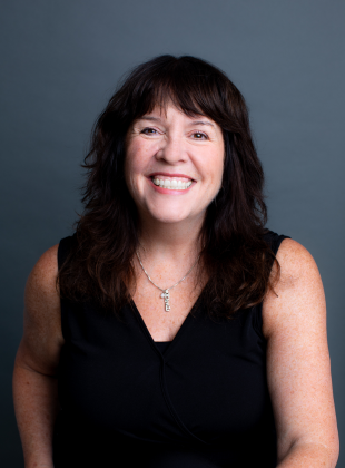 Heidi Ellsworth - Staff Size Headshot