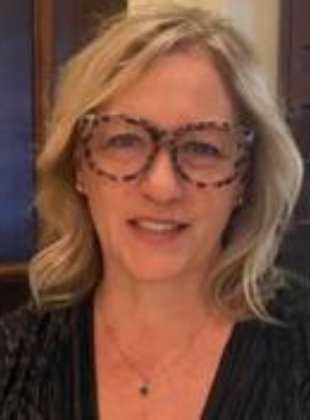 Karol Weyman - headshot 2026