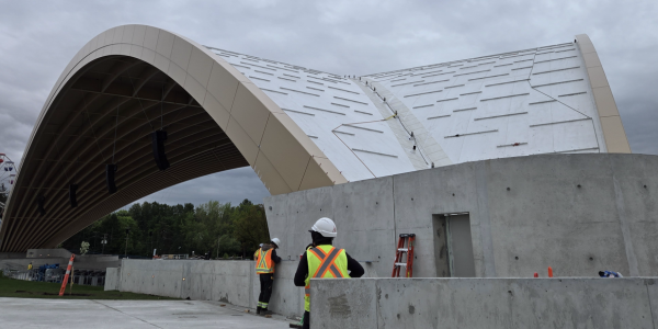 Soaring “Freedom Mobile Arch” focuses on roof safety